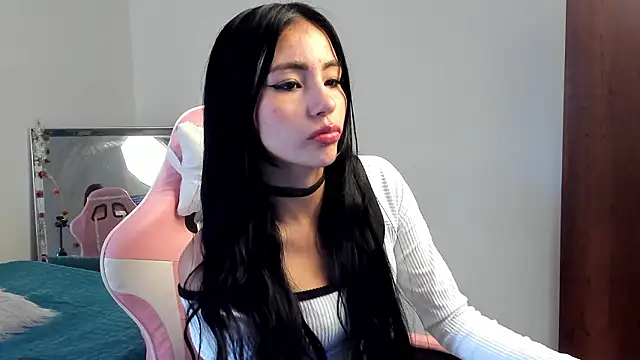 Chloe Miller 2 online show from 03/10/26, 07:19