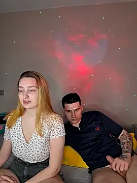 Snapshot of ToxyFoxyy chatting on 02/04/26, 12:00 ToxyFoxyy online show from 02/04/26, 12:00