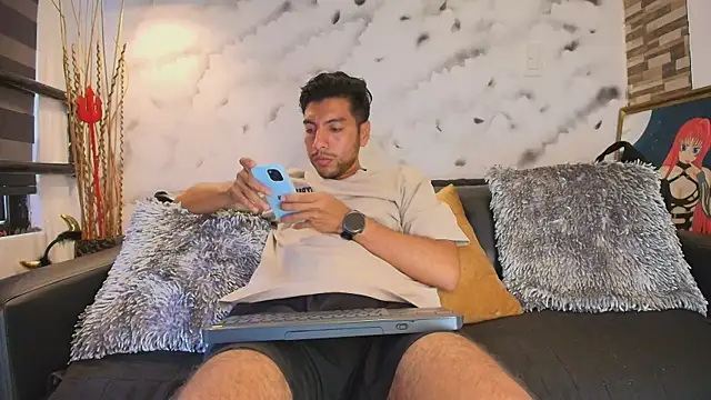 Max Hornye online show from 04/10/26, 06:34