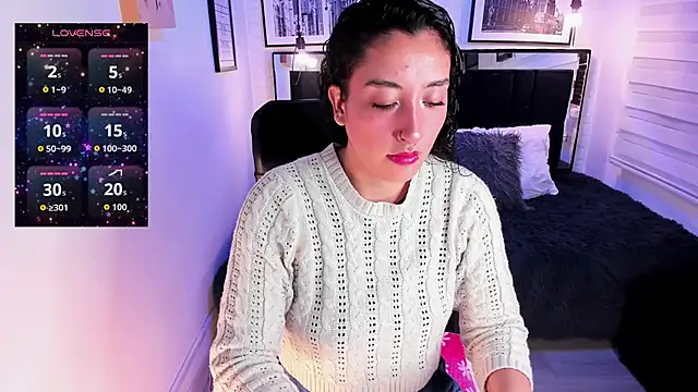 Snapshot of ladyraing chatting on 02/20/26, 03:03 ladyraing online show from 02/20/26, 03:03