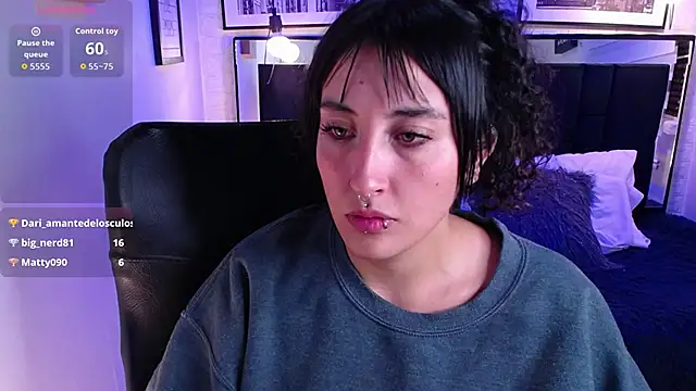 Snapshot of ladyraing chatting on 02/28/26, 09:43 ladyraing online show from 02/28/26, 09:43