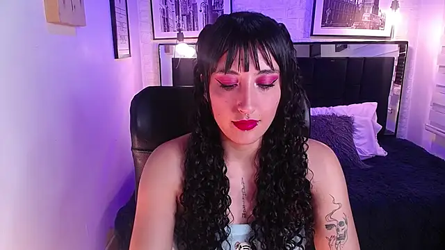 Snapshot of ladyraing chatting on 03/02/26, 05:08 ladyraing online show from 03/02/26, 05:08