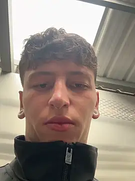 ARON LUXX online show from 03/29/26, 02:50