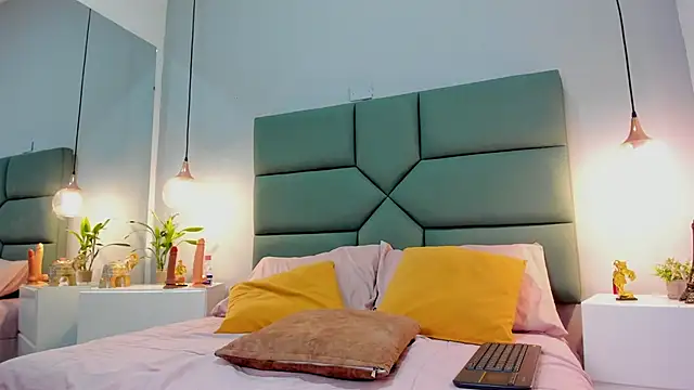 Fany Lopez online show from 03/12/26, 07:31