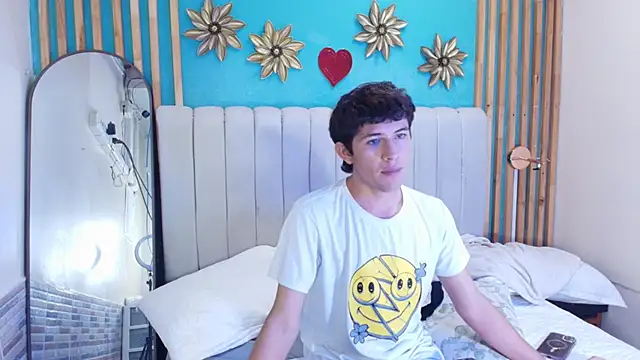 Christian Foxx online show from 03/08/26, 02:04