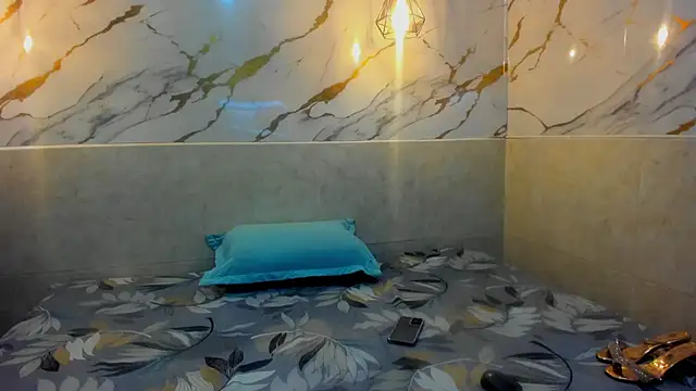  Nadiiaa online show from 02/05/26, 11:48