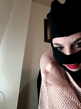 Snapshot of MORBOSITAXXX chatting on 03/14/26, 10:21 MORBOSITAXXX online show from 03/14/26, 10:21