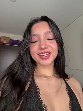 Chinicr18 online show from 05/27/26, 08:06