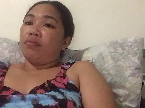 Snapshot of lady_candy85 chatting on 02/13/26, 07:43 lady candy85 online show from 02/13/26, 07:43