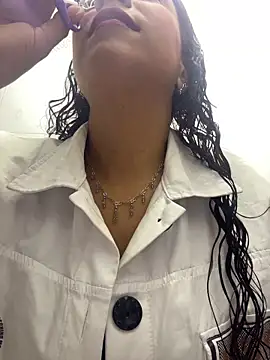 Ximena firee online show from 02/25/26, 11:20