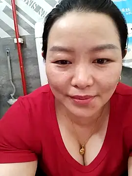 Snapshot of Jennie_dogy chatting on 07/15/26, 12:38 Jennie dogy online show from 07/15/26, 12:38