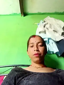 Snapshot of Cut_it73 chatting on 04/08/26, 10:37 Cut it73 online show from 04/08/26, 10:37