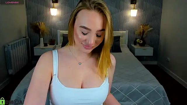 Snapshot of DaraLex_ chatting on 03/02/26, 10:33 DaraLex online show from 03/02/26, 10:33