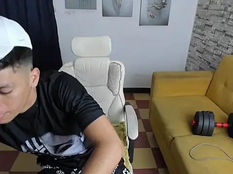 Snapshot of Andres_sant_ chatting on 02/13/26, 04:19 Andres sant online show from 02/13/26, 04:19