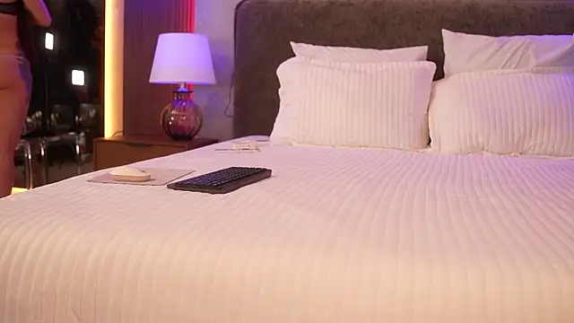 Loona Dancer online show from 02/24/26, 01:42