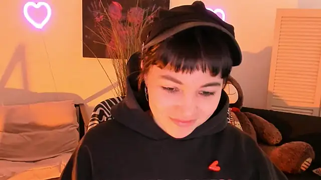 NeoGeisha online show from 02/17/26, 10:23