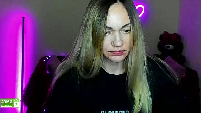 Snapshot of BlondMikey22 chatting on 02/07/26, 06:55 BlondMikey22 online show from 02/07/26, 06:55