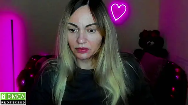 Snapshot of BlondMikey22 chatting on 02/22/26, 06:28 BlondMikey22 online show from 02/22/26, 06:28