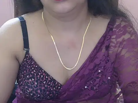 Cute Sheetal online show from 04/04/26, 12:35