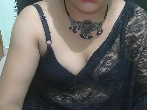 Cute Sheetal online show from 07/18/26, 12:20