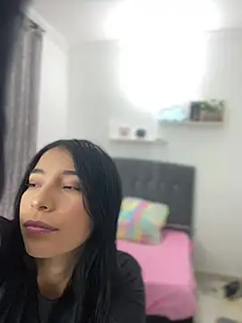 Snapshot of MEDUSA_EF chatting on 02/17/26, 12:56 MEDUSA EF online show from 02/17/26, 12:56