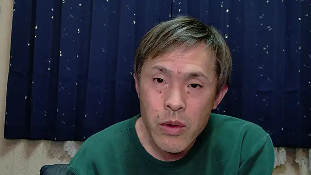 Snapshot of renrenta_77 chatting on 02/21/26, 11:22 renrenta 77 online show from 02/21/26, 11:22