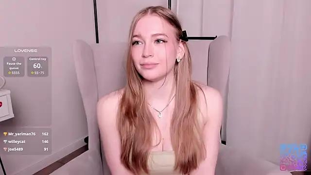 RowenaIanniello online show from 03/29/26, 11:38