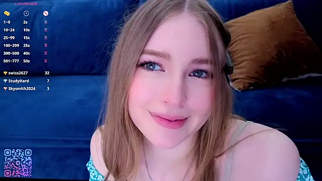 RowenaIanniello online show from 04/11/26, 07:45