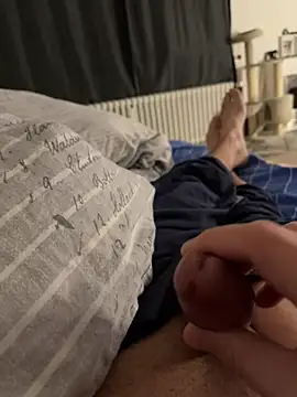 Snapshot of ManuelCervantes1972 chatting on 02/07/26, 10:24 ManuelCervantes1972 online show from 02/07/26, 10:24