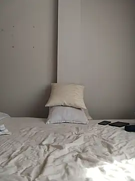 Lyonette reading1 online show from 02/27/26, 02:17