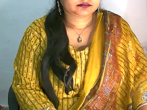 Snapshot of Saniya_K2 chatting on 04/12/26, 04:12 Saniya K2 online show from 04/12/26, 04:12
