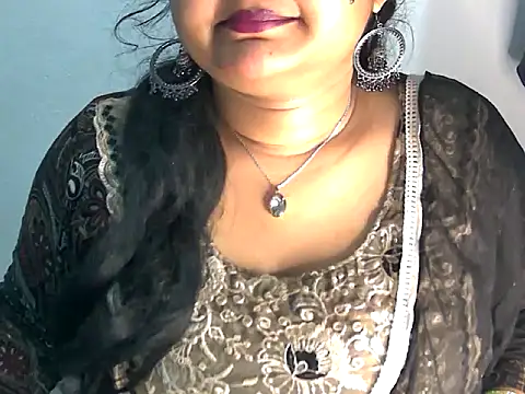 Snapshot of Saniya_K2 chatting on 04/13/26, 03:39 Saniya K2 online show from 04/13/26, 03:39