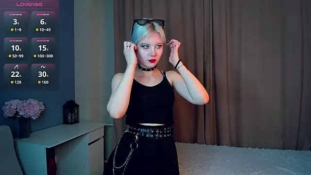 GoldenLenarz online show from 04/06/26, 11:11