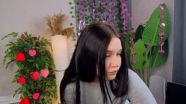 Snapshot of RoxannRunk chatting on 02/17/26, 06:10 RoxannRunk online show from 02/17/26, 06:10