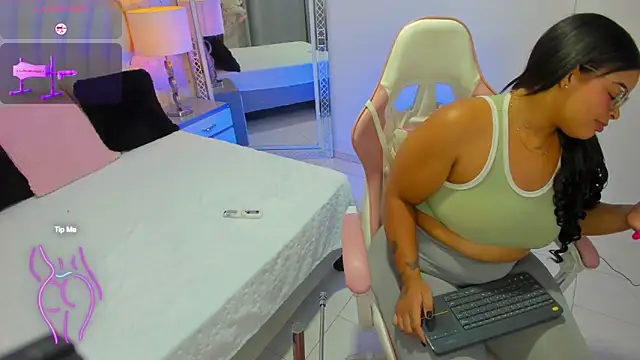 YazminJenner online show from 04/08/26, 04:56