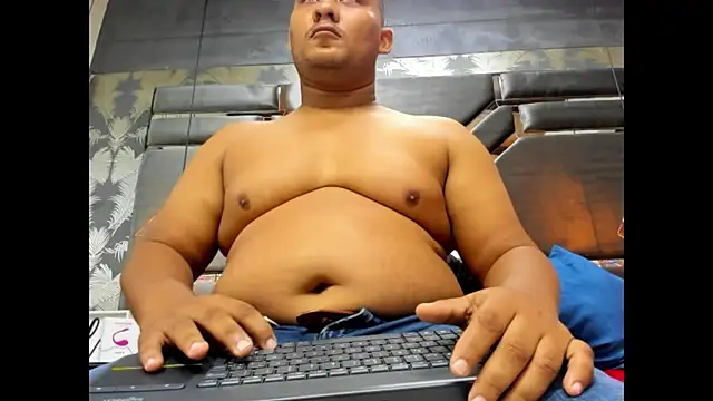 Snapshot of LaimCarterss chatting on 02/24/26, 12:36 LaimCarterss online show from 02/24/26, 12:36