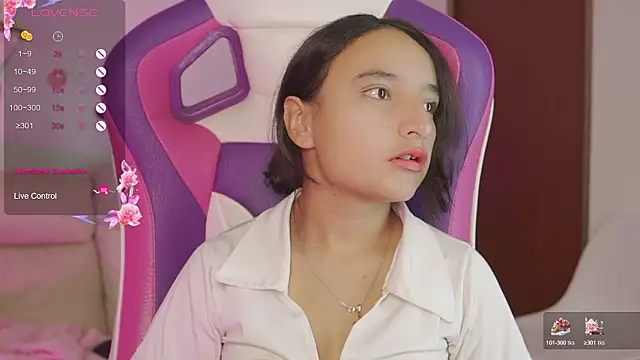 Snapshot of _emily_jonexs chatting on 02/15/26, 05:20 emily jonexs online show from 02/15/26, 05:20