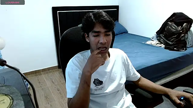 Pedestal diamant online show from 02/18/26, 08:05