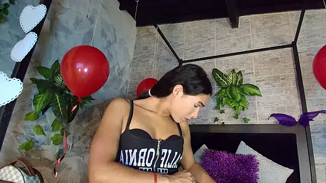 Chloee  Adams online show from 02/11/26, 12:10