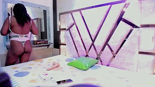 salem rosee online show from 04/08/26, 01:38