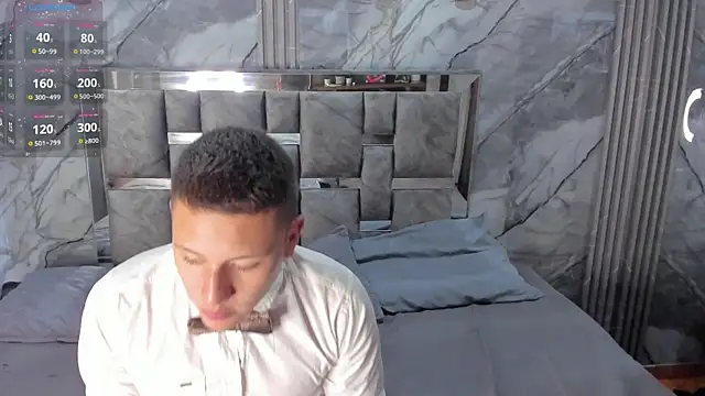 Snapshot of Manson_and_Zoe chatting on 02/11/26, 11:26 Manson and Zoe online show from 02/11/26, 11:26