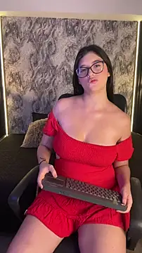 Snapshot of Dahlia-Rose chatting on 02/11/26, 07:52 Dahlia-Rose online show from 02/11/26, 07:52