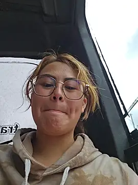 Mari-98 online show from 05/04/26, 04:25
