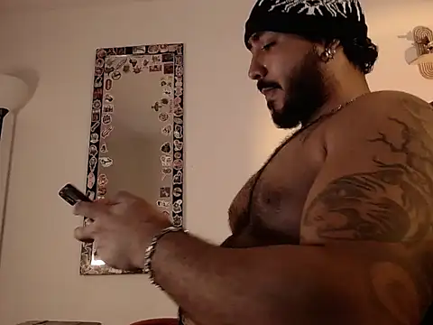 Snapshot of nate_rott chatting on 02/05/26, 12:21 nate rott online show from 02/05/26, 12:21