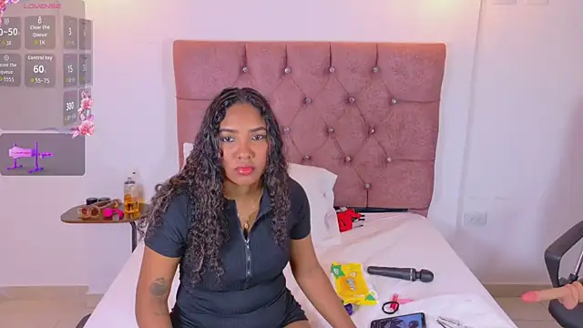 xblack moon online show from 03/12/26, 07:42