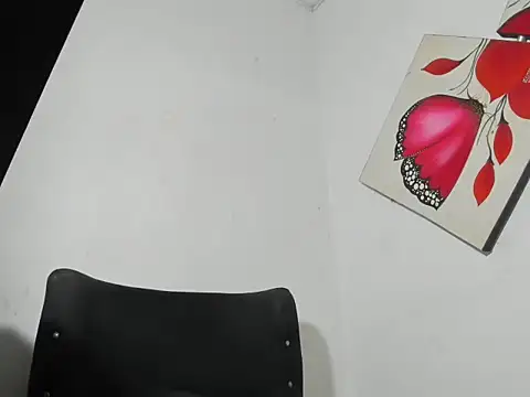 Jesshot bigcock20cm online show from 05/03/26, 07:03