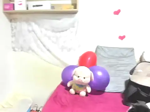 Snapshot of Nyomi_browm chatting on 02/18/26, 03:35 Nyomi browm online show from 02/18/26, 03:35