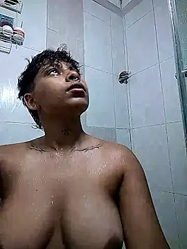 Snapshot of scarletfox__3 chatting on 02/23/26, 01:47 scarletfox 3 online show from 02/23/26, 01:47