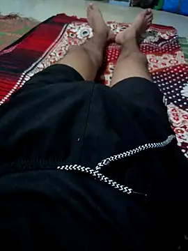 Snapshot of lucky9161 chatting on 02/18/26, 06:37 lucky9161 online show from 02/18/26, 06:37