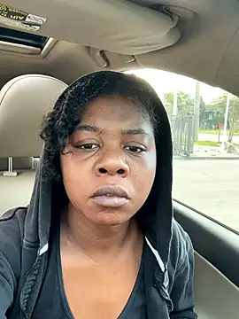 Snapshot of Ebony_Queeen chatting on 04/30/26, 11:49 Ebony Queeen online show from 04/30/26, 11:49